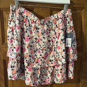 Universal Thread Floral Patterned Skirt